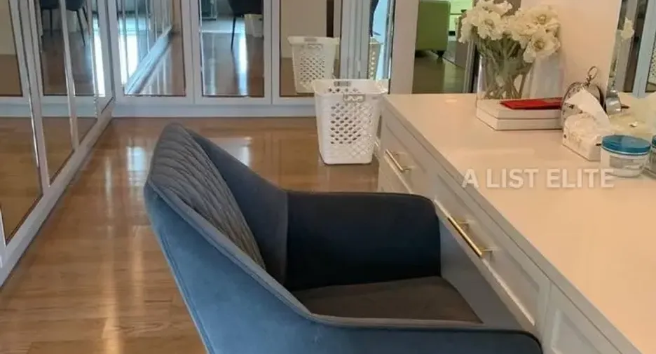 Wohnung zur Miete mit 6 Zimmer in Prawet, Bangkok