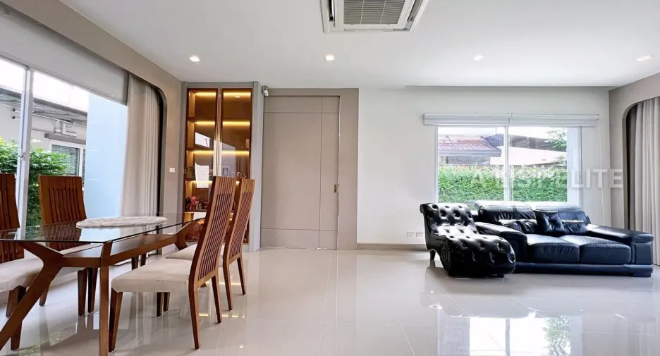 ขาย 4 ห้องนอน บ้านเดี่ยว ใน ปากเกร็ด, นนทบุรี