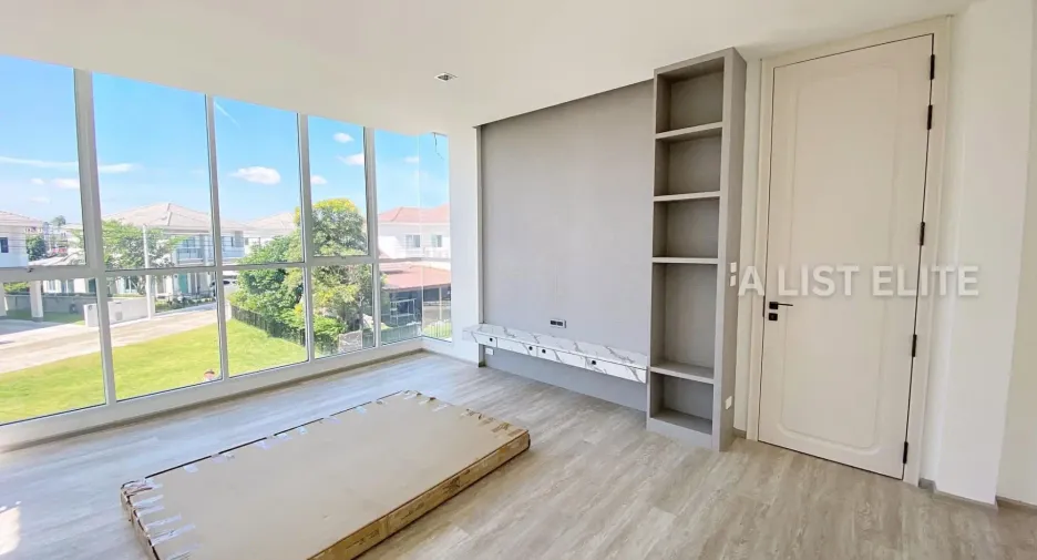 ขาย 4 ห้องนอน บ้านเดี่ยว ใน ปากเกร็ด, นนทบุรี