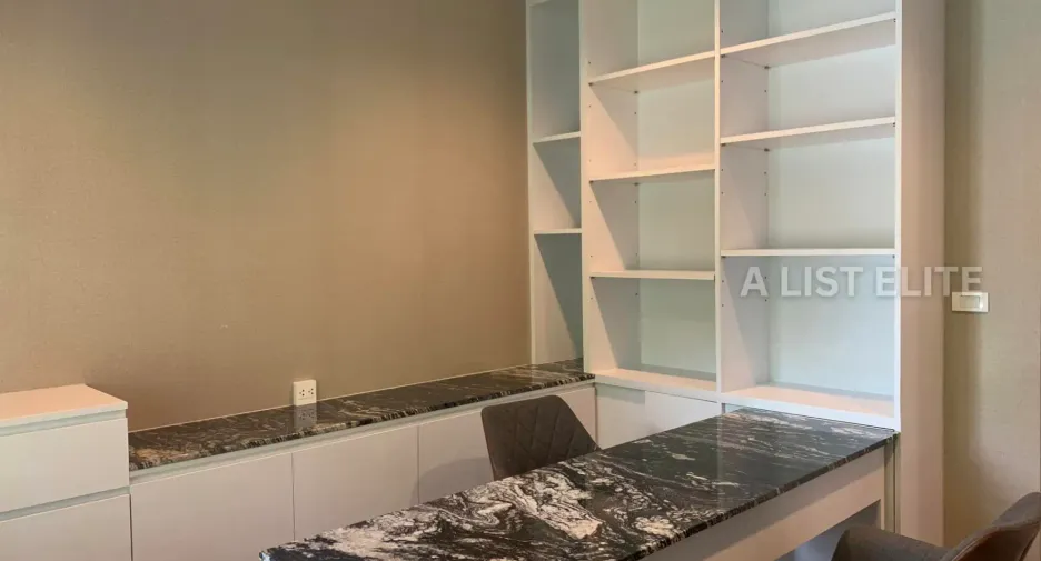 ให้เช่า 4 ห้องนอน บ้านเดี่ยว ใน บางพลี, สมุทรปราการ