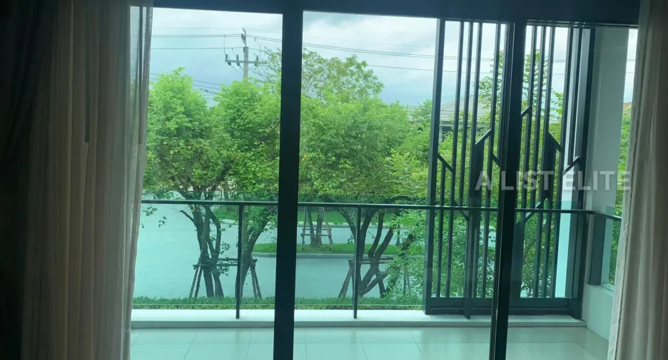 ให้เช่า 4 ห้องนอน บ้านเดี่ยว ใน บางพลี, สมุทรปราการ