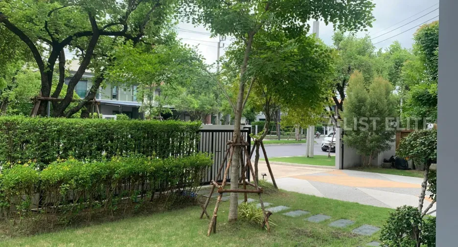 ให้เช่า 4 ห้องนอน บ้านเดี่ยว ใน บางพลี, สมุทรปราการ
