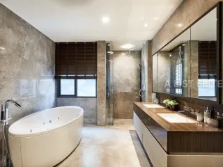 For rent 4 ベッドルーム condo in Phra Khanong, Bangkok