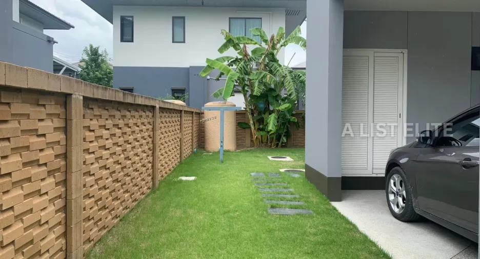 For sale 4 bedrooms condo in Bang Phli, Samut Prakan