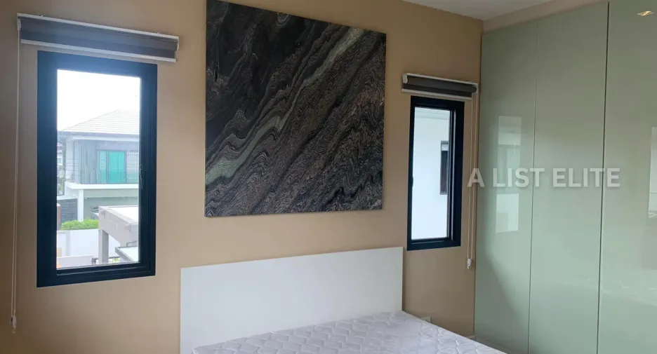 For sale 4 bedrooms condo in Bang Phli, Samut Prakan