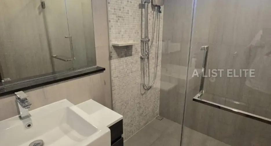 For sale 2 bedrooms condo in Mueang Nonthaburi, Nonthaburi