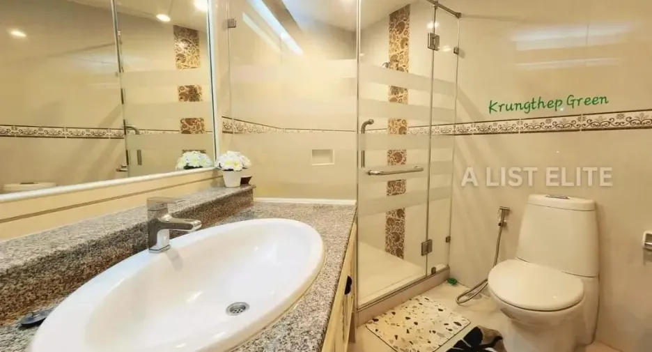 For sale 2 bedrooms condo in Bang Na, Bangkok