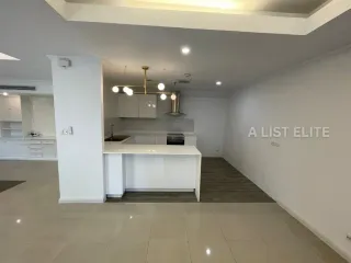 Condo en alquiler de 3 habitaciones en Pak Kret, Nonthaburi