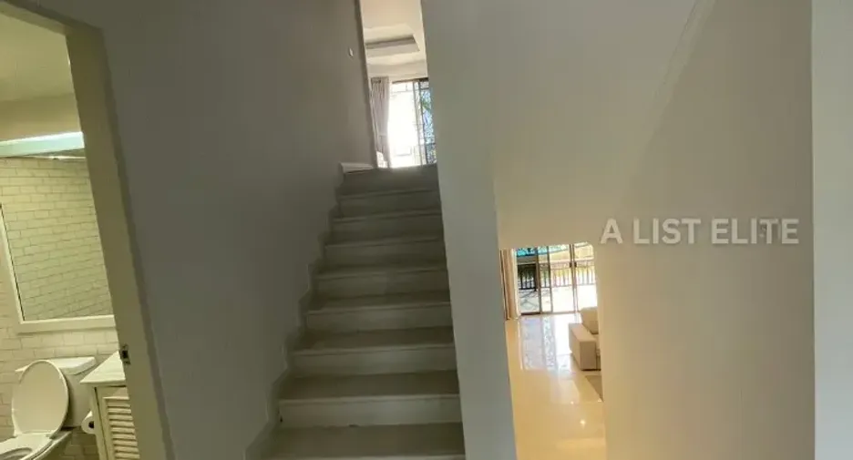 Condo en alquiler de 3 habitaciones en Pak Kret, Nonthaburi