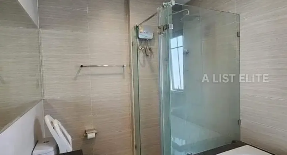 À vendre 5 chambres condo à Mueang Nonthaburi, Nonthaburi
