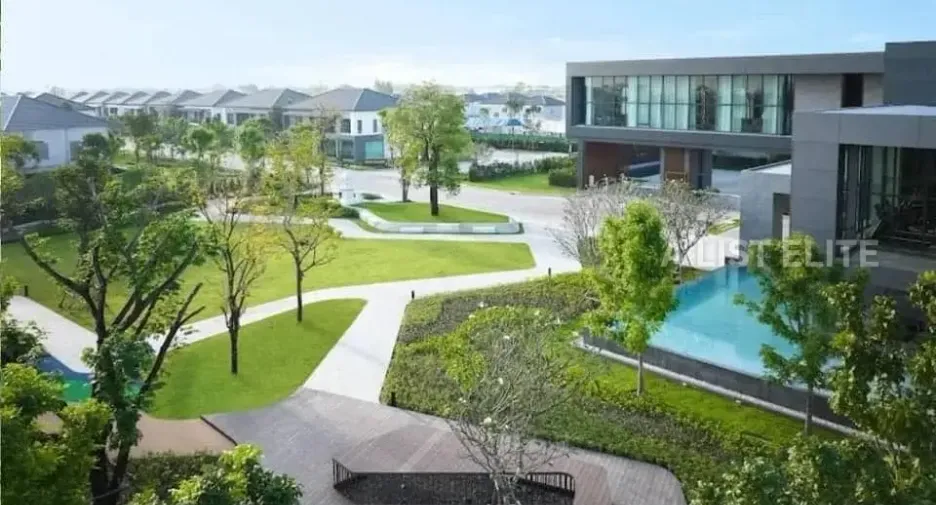 For rent 4 bedrooms condo in Bang Phli, Samut Prakan