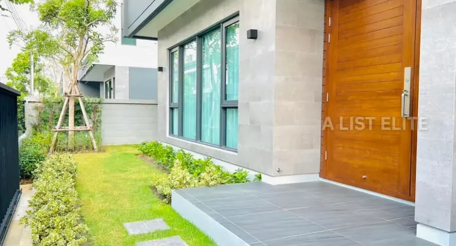 For rent 4 bedrooms condo in Bang Phli, Samut Prakan