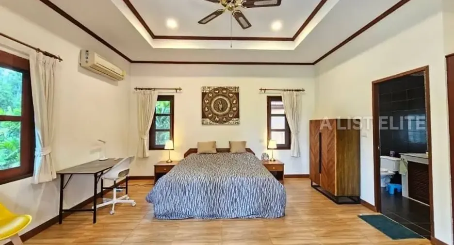 Casa en venta de 5 habitaciones en Bang Lamung, Chonburi