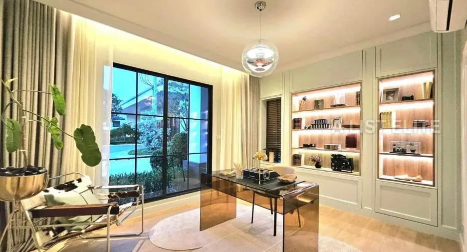 Casa en venta de 4 habitaciones en Bang Phli, Samut Prakan