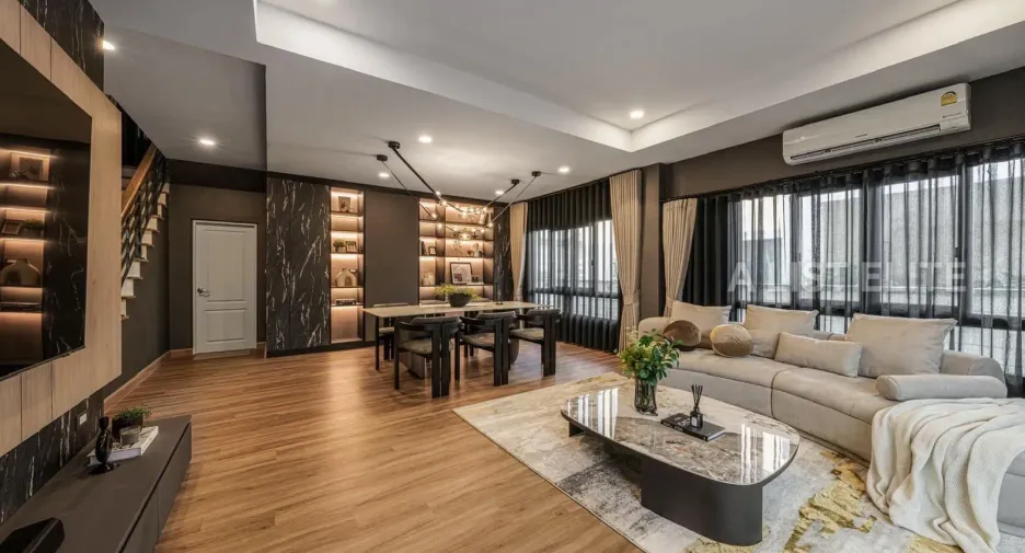 For sale 4 bedrooms house in Bang Phli, Samut Prakan