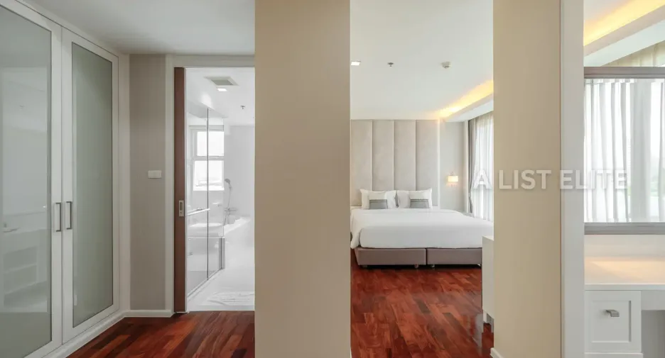 For rent 3 ベッドルーム condo in Khlong Toei, Bangkok
