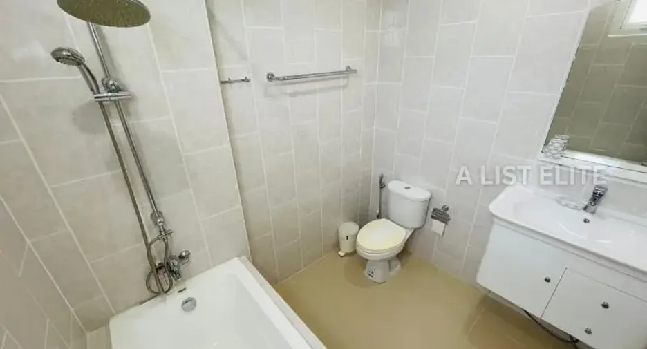 Haus zum Kauf mit 4 Zimmer in Bang Saray, Pattaya