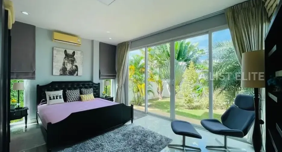 Haus zum Kauf mit 4 Zimmer in Bang Saray, Pattaya