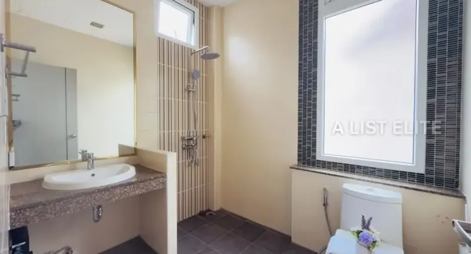 For sale 3 bedrooms house in Bang Lamung, Chonburi