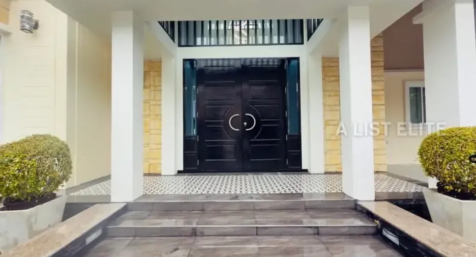 For sale 3 bedrooms house in Bang Lamung, Chonburi