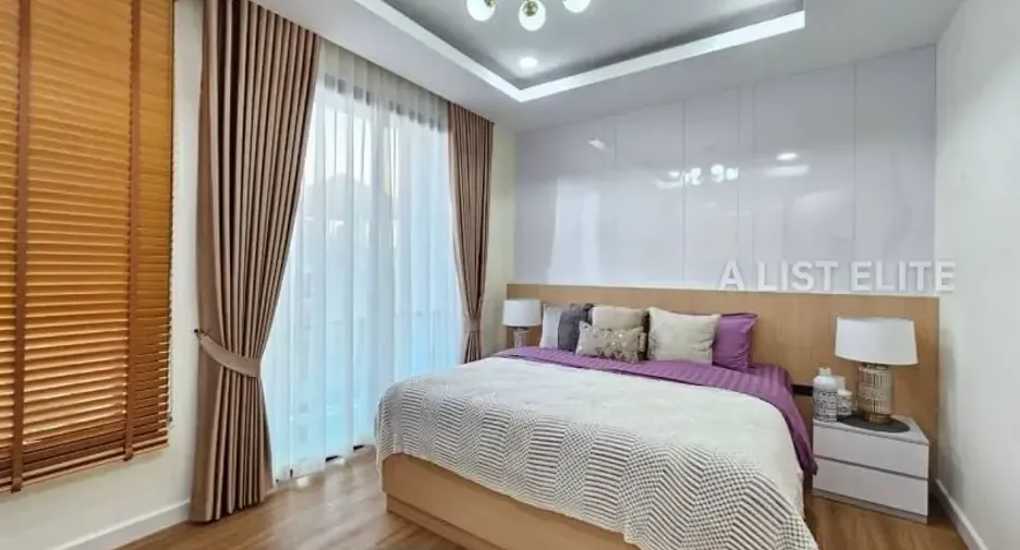 Haus zum Kauf mit 4 Zimmer in Bang Lamung, Chonburi