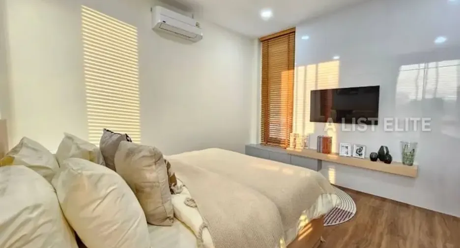 Haus zum Kauf mit 4 Zimmer in Bang Lamung, Chonburi