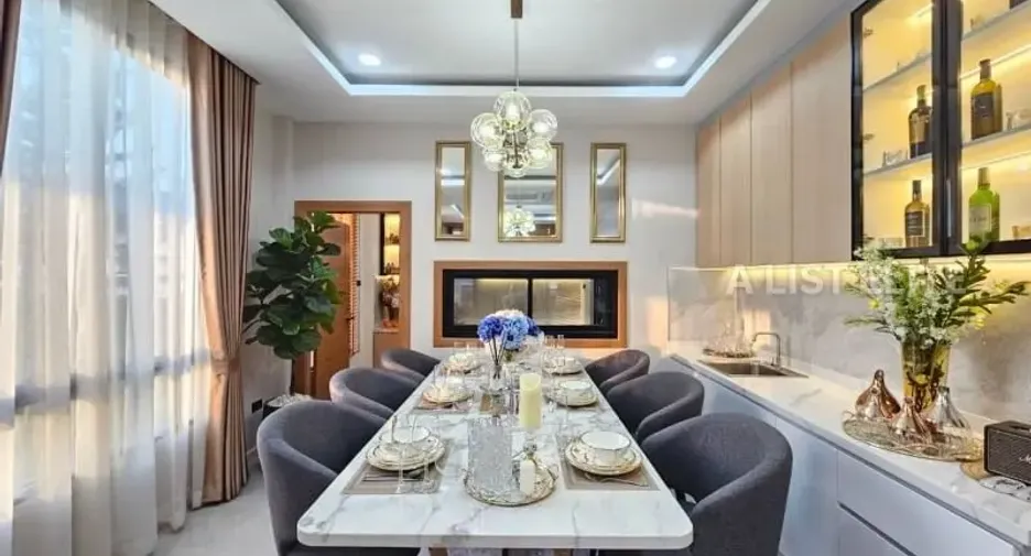 Haus zum Kauf mit 4 Zimmer in Bang Lamung, Chonburi