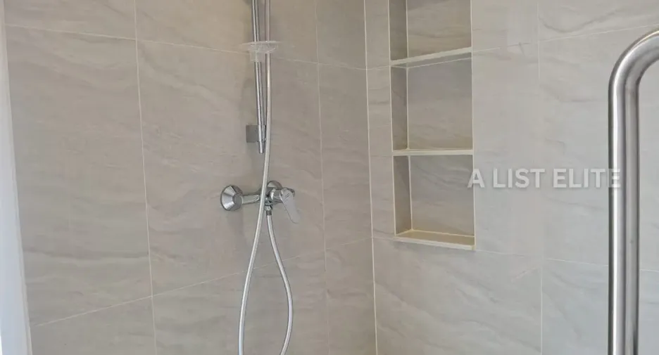 Haus zum Kauf mit 4 Zimmer in Lat Lum Kaeo, Pathum Thani