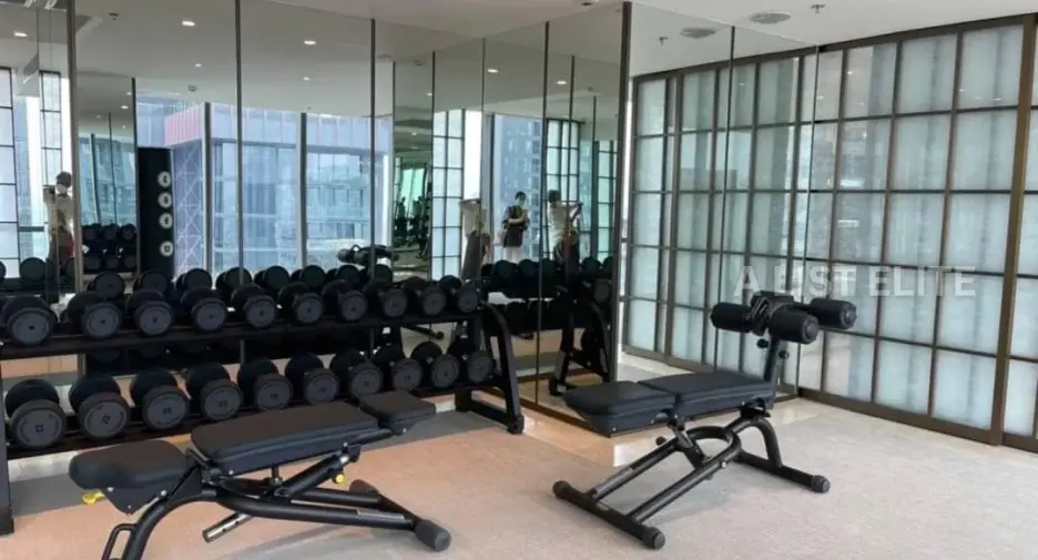 For rent 2 bedrooms condo in Khlong Toei, Bangkok