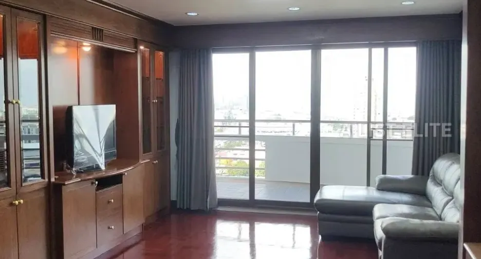 For rent 3 bedrooms house in Mueang Pathum Thani, Pathum Thani