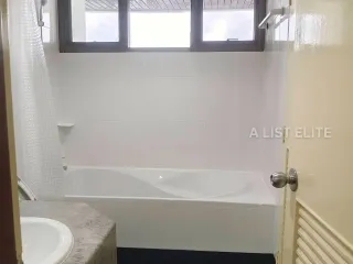 出租 3 卧室 独立屋 在 Mueang Pathum Thani, Pathum Thani