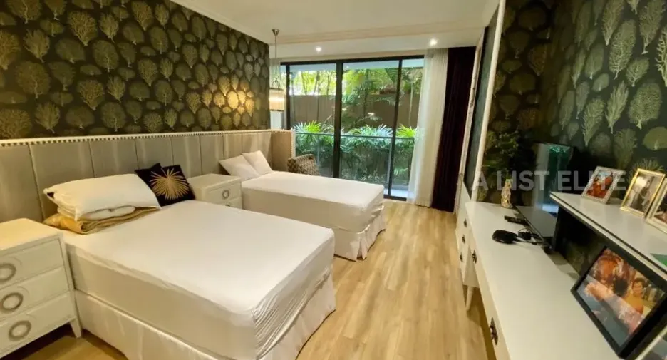 For rent 3 bedrooms condo in Suan Luang, Bangkok