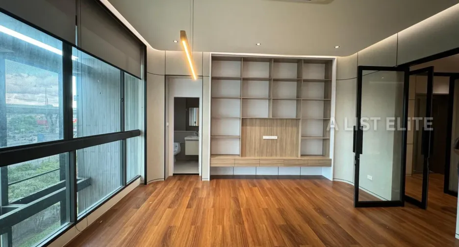 À louer 12 chambres condo à Bang Phli, Samut Prakan