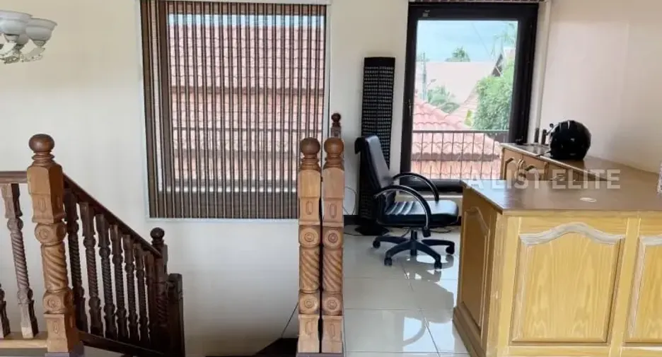 À vendre 4 chambres maison à Jomtien, Pattaya