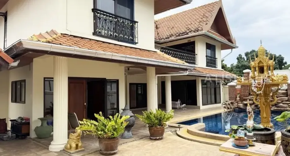 À vendre 4 chambres maison à Jomtien, Pattaya