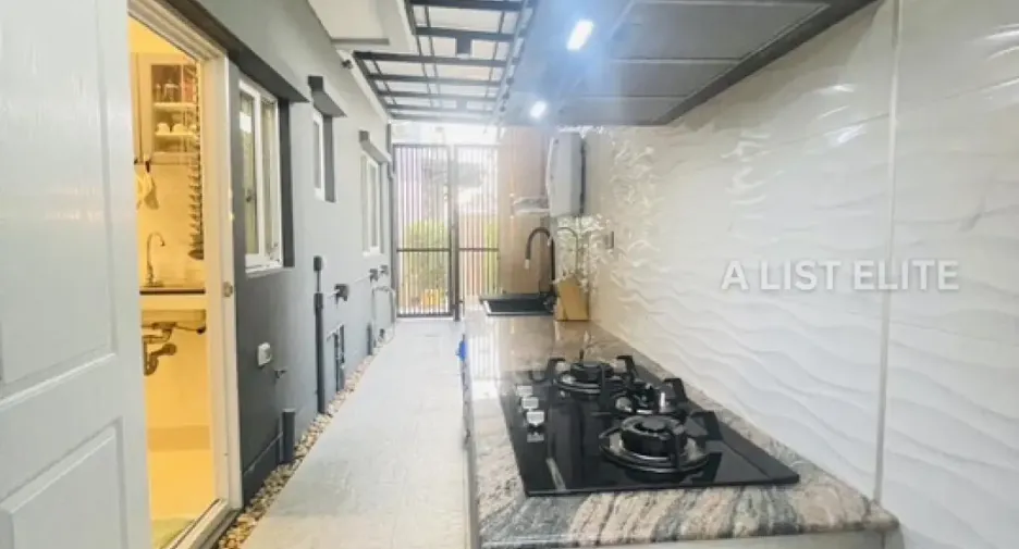 Haus zur Miete mit 4 Zimmer in Bang Phli, Samut Prakan