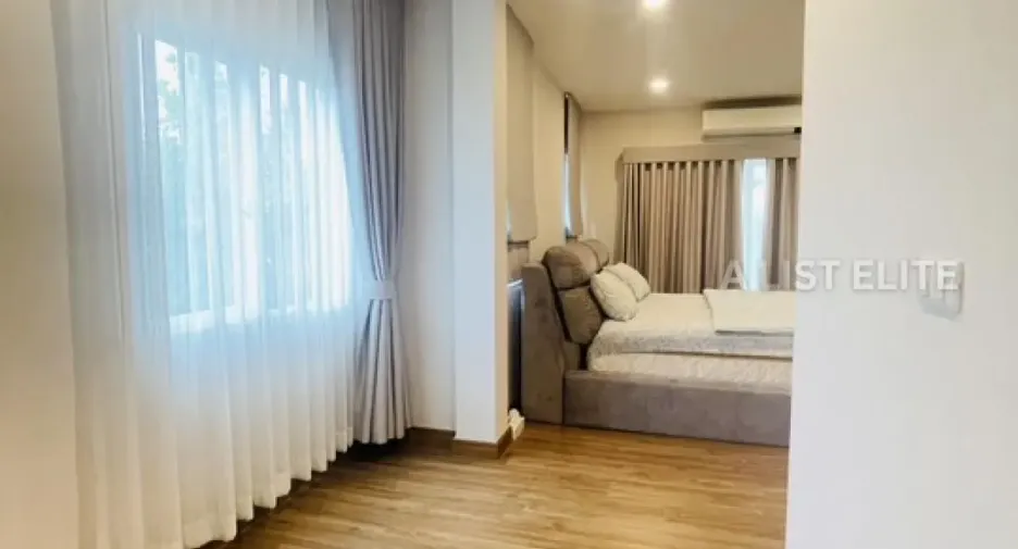 À vendre 4 chambres maison à Bang Phli, Samut Prakan