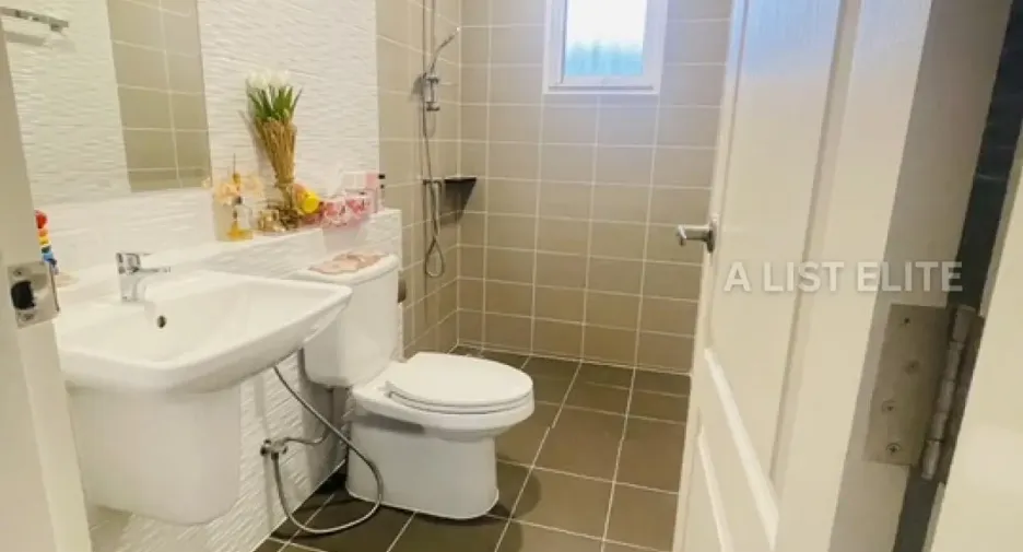 À vendre 4 chambres maison à Bang Phli, Samut Prakan