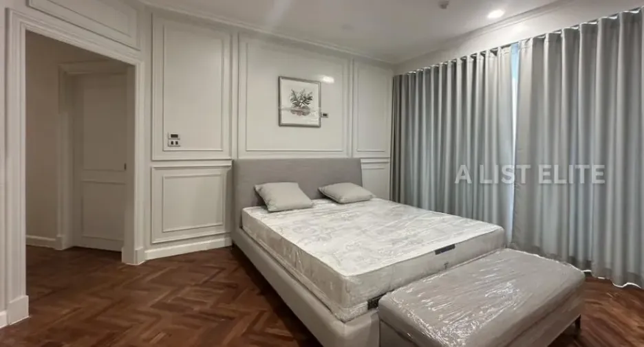 For sale 3 bedrooms condo in Rat Burana, Bangkok
