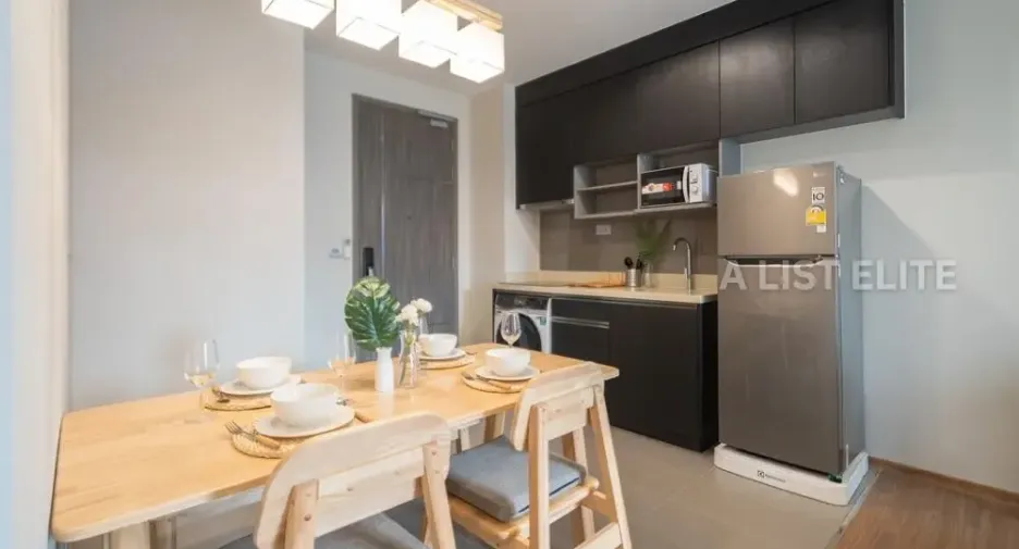 For sale 2 bedrooms condo in Watthana, Bangkok