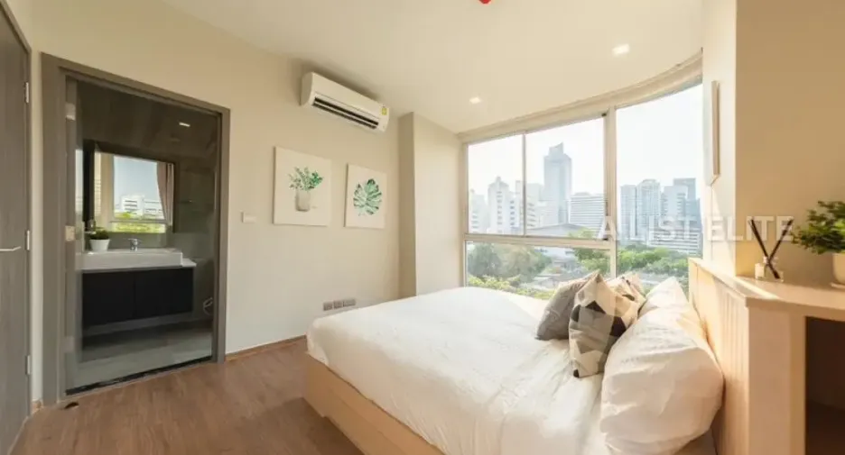 For sale 2 bedrooms condo in Watthana, Bangkok