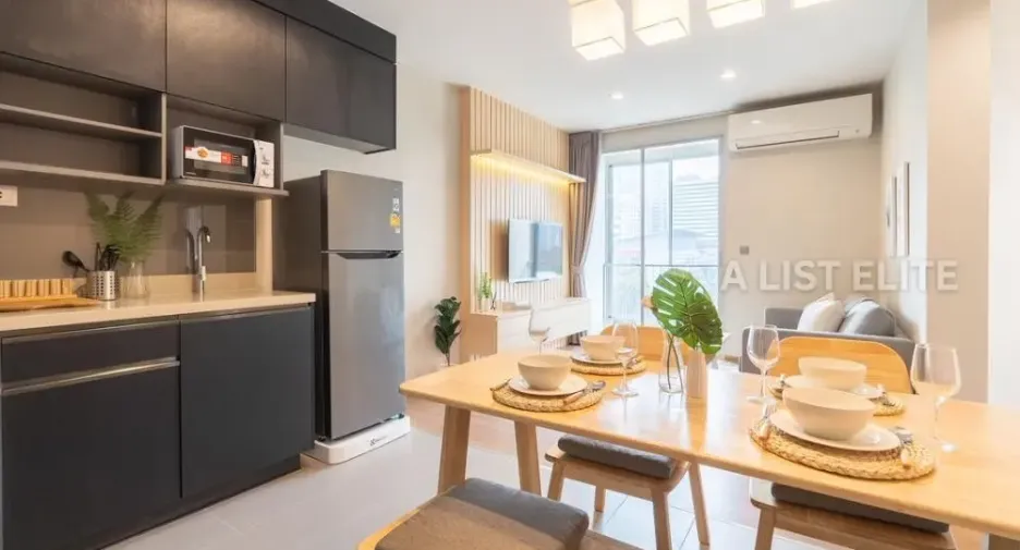 For sale 2 bedrooms condo in Watthana, Bangkok