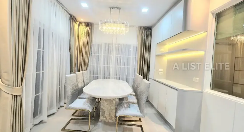 出租 4 卧室 公寓 在 Mueang Samut Prakan, Samut Prakan