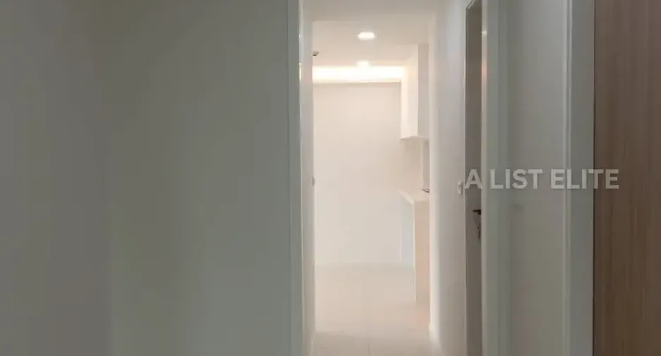 Condo en venta de 2 habitaciones en Khlong Toei, Bangkok