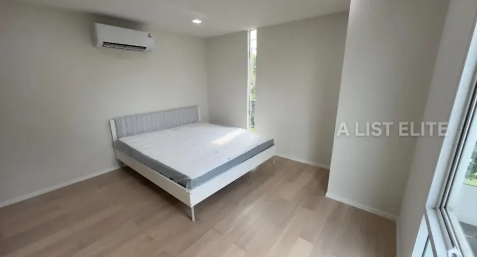 Condo en venta de 2 habitaciones en Khlong Toei, Bangkok