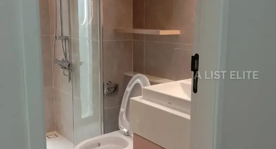 Condo en venta de 2 habitaciones en Khlong Toei, Bangkok