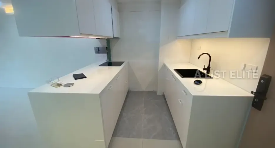 Condo en venta de 2 habitaciones en Khlong Toei, Bangkok