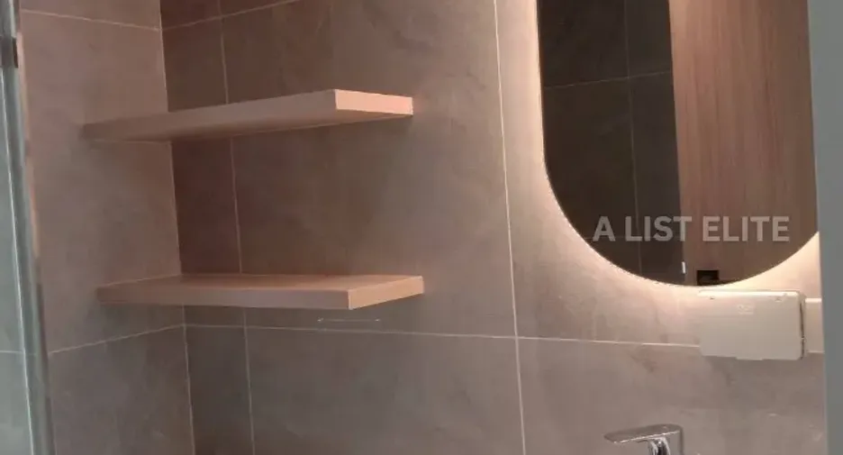 Condo en venta de 2 habitaciones en Khlong Toei, Bangkok
