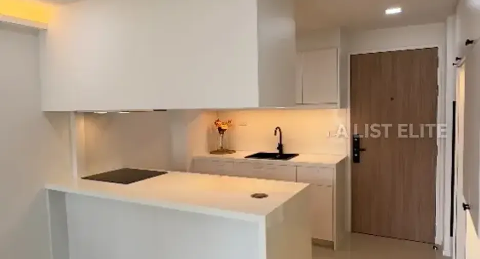 Condo en venta de 2 habitaciones en Khlong Toei, Bangkok