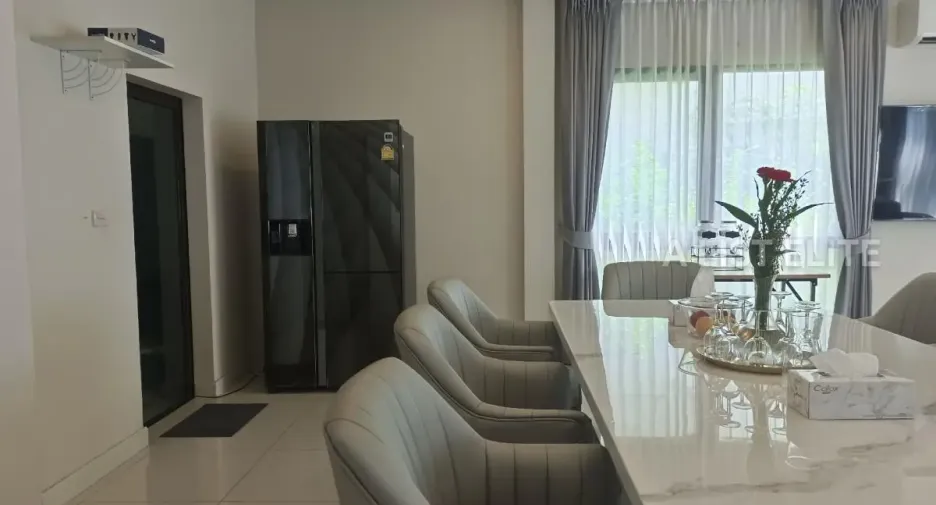 For rent 4 bedrooms condo in Bang Kruai, Nonthaburi